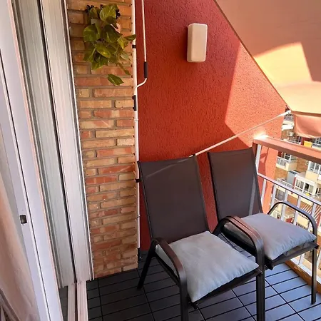 Balcon Con Vistas Al Mar Y Piscinas En Hercules